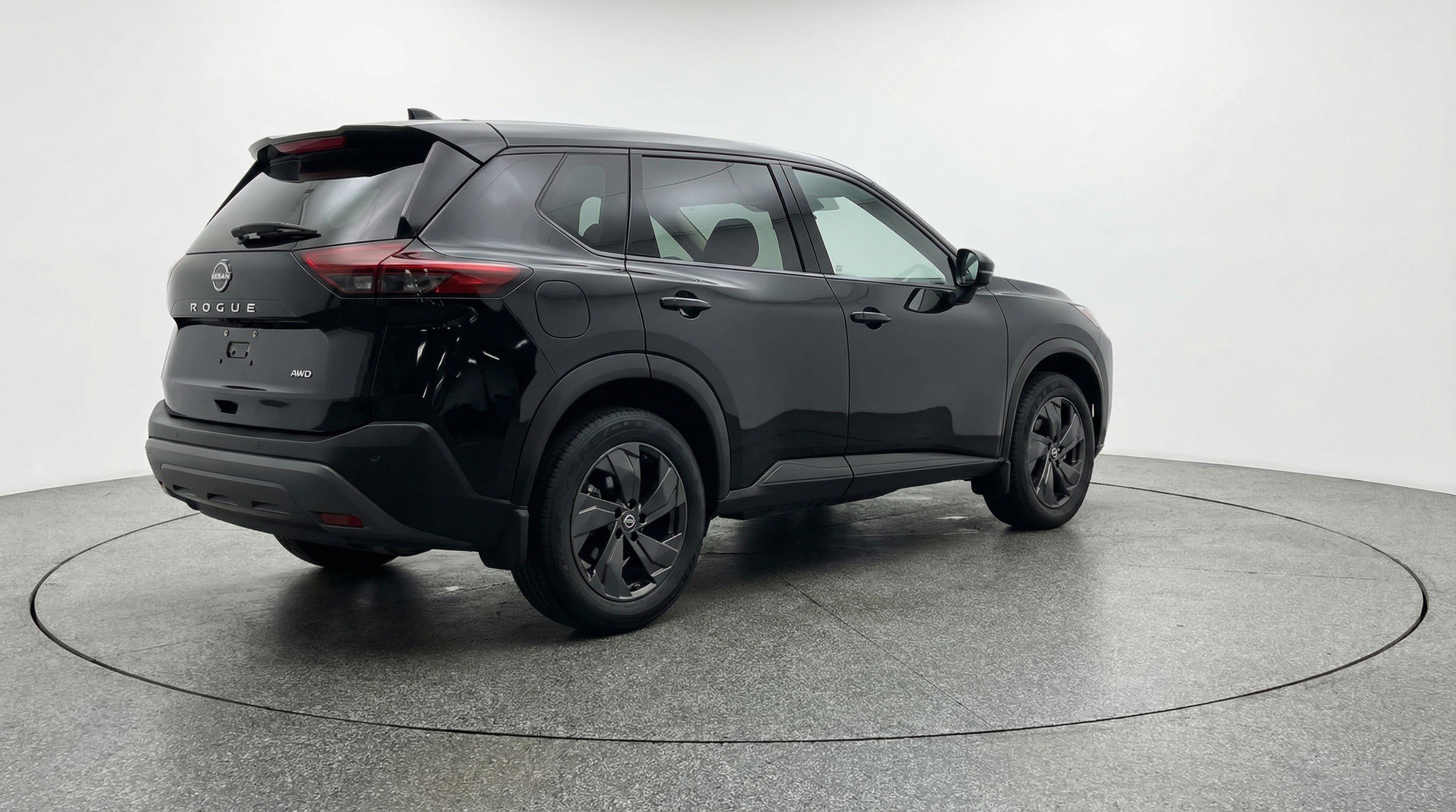 Used 2025 Nissan Rogue SV image 9