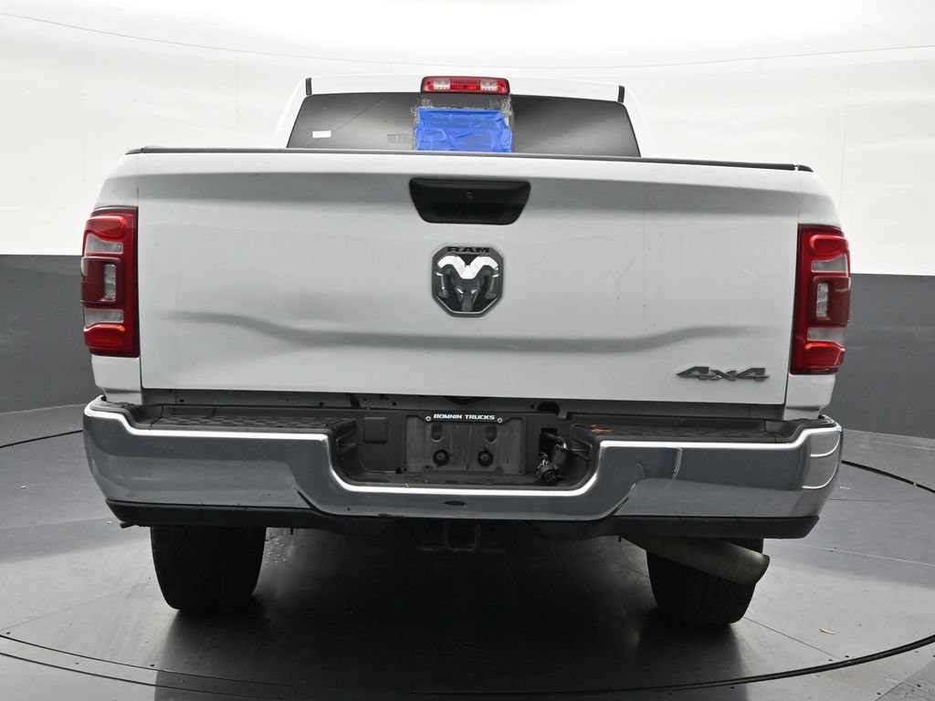 Used 2024 RAM 2500 Tradesman w/ Chrome Appearance Group AWD/4WD image 4