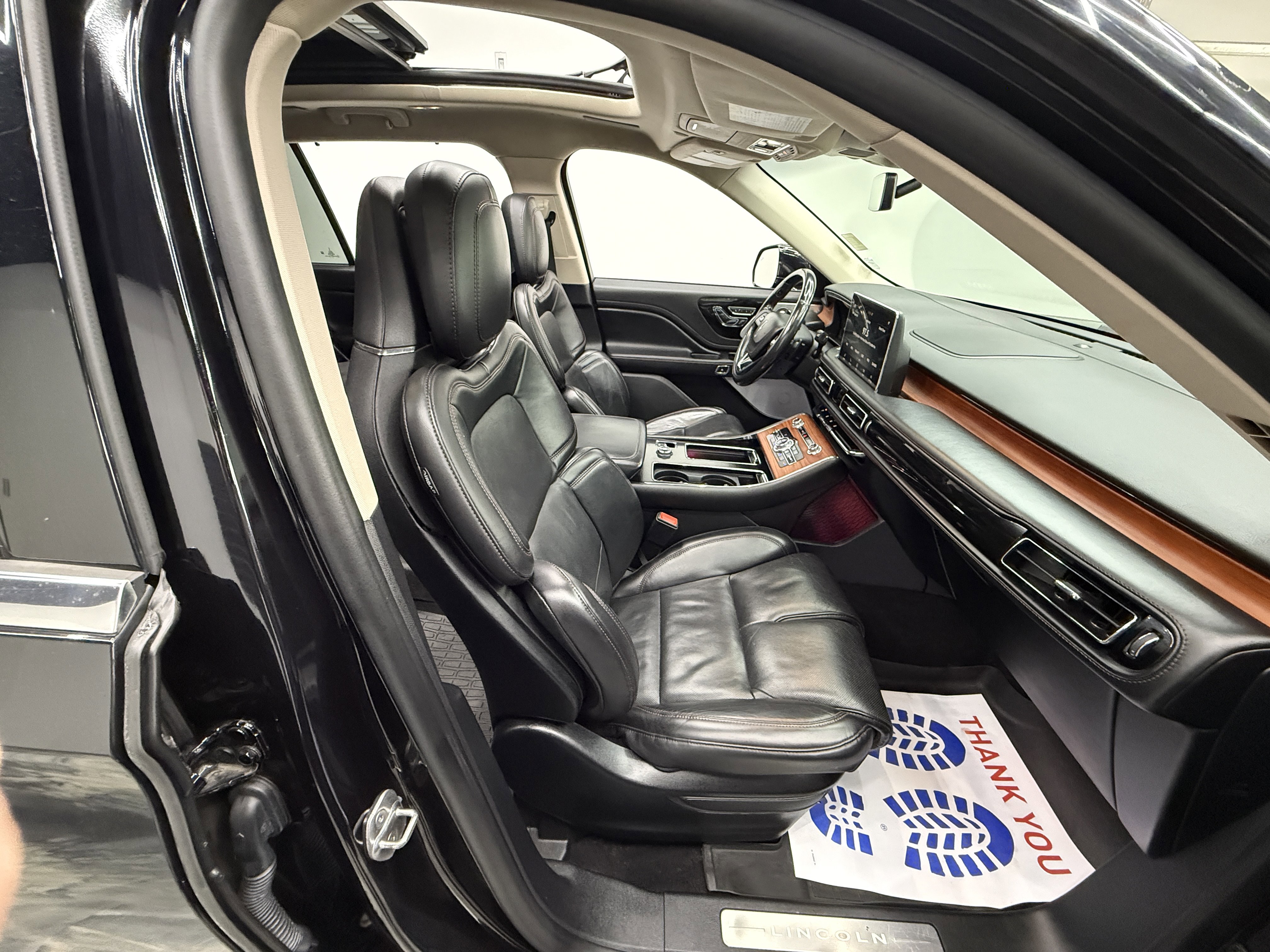 Used 2020 Lincoln Aviator Reserve w/ Equipment Group 201A image 21