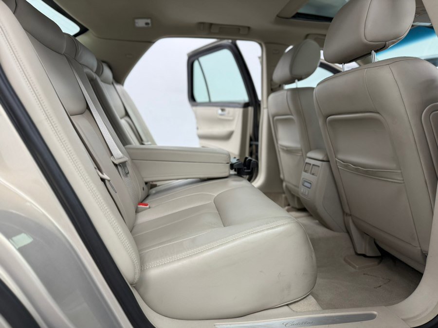 Used 2008 Cadillac DTS w/ Sun And Sound Package image 48