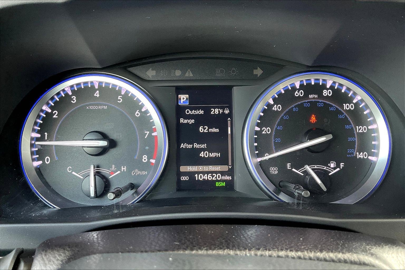 Used 2017 Toyota Highlander Limited image 14