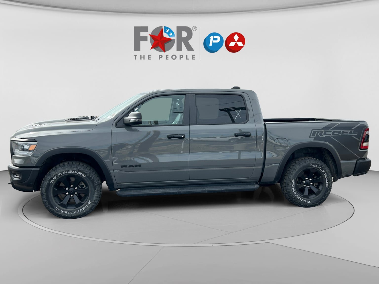 Used 2023 RAM 1500 Rebel w/ Rebel Level 2 Equipment Group AWD/4WD image 2