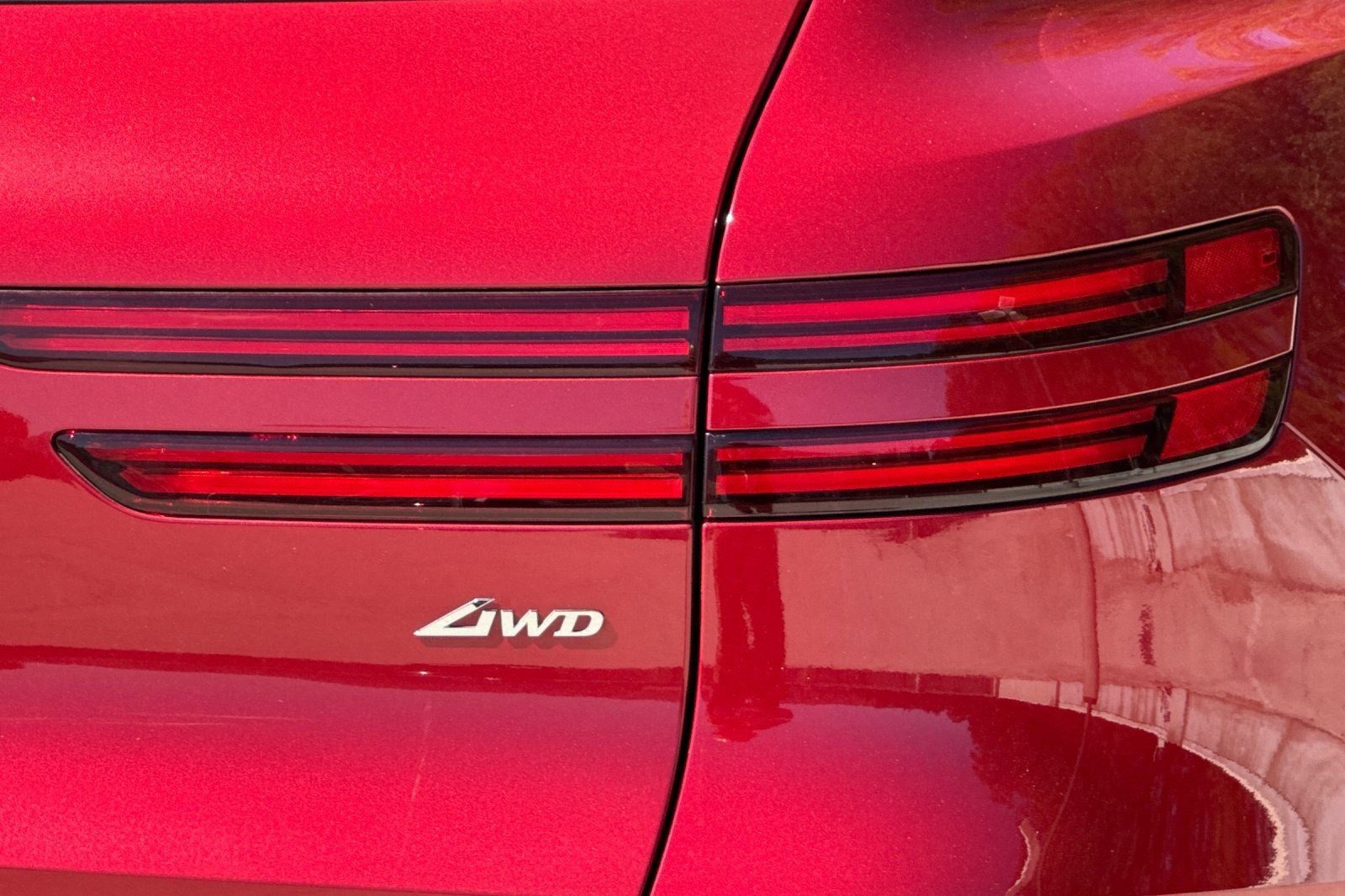 Used 2023 Genesis GV70 2.5T w/ Select Package AWD/4WD image 12