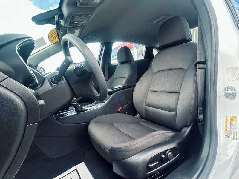 Used 2021 Chevrolet Malibu LT image 10