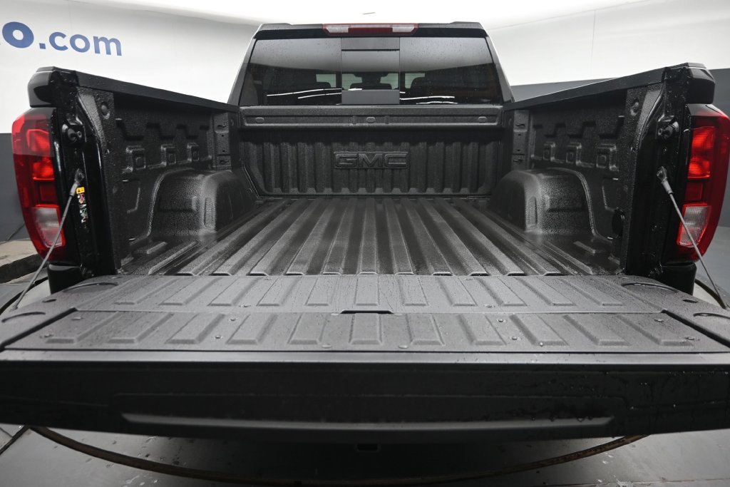 New 2026 GMC Sierra 1500 Elevation w/ Elevation Premium Package AWD/4WD image 12