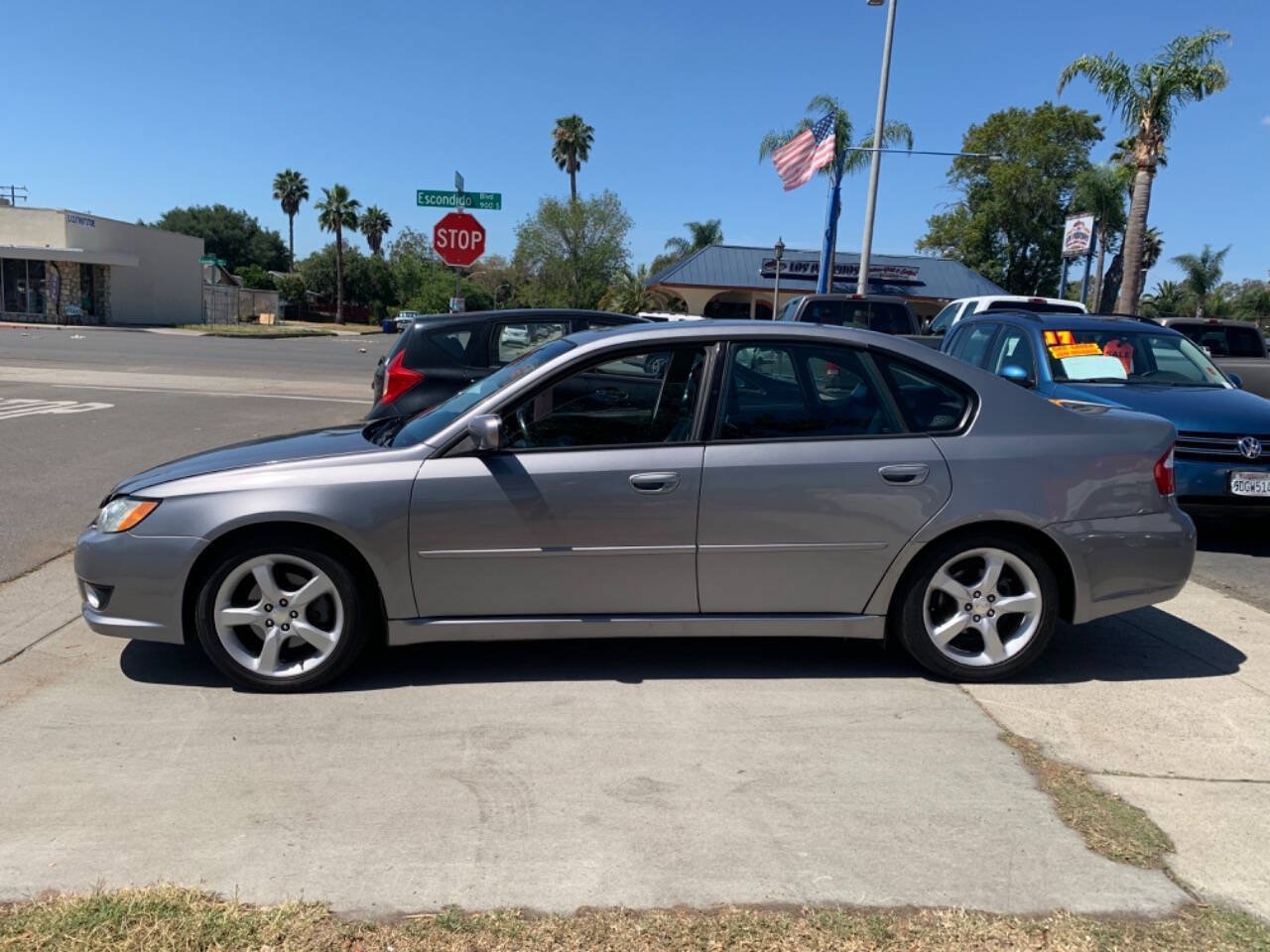 Used 2009 Subaru Legacy 2.5i Limited AWD/4WD image 7