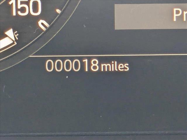 New 2025 Land Rover Defender 110 V8 image 11