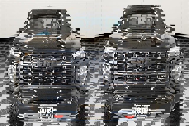 Used 2024 GMC Canyon AT4X image 3