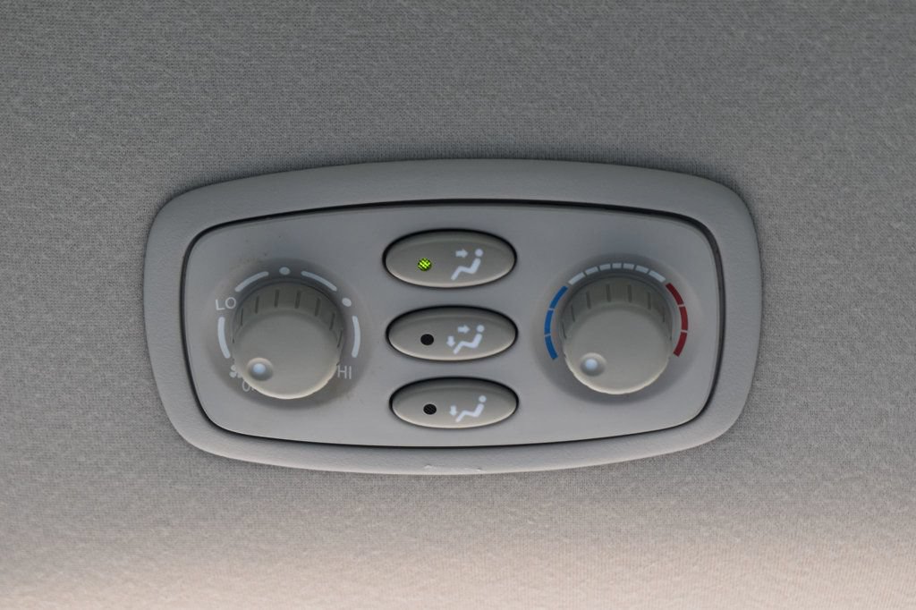 Used 2010 Toyota Sienna CE FWD image 31