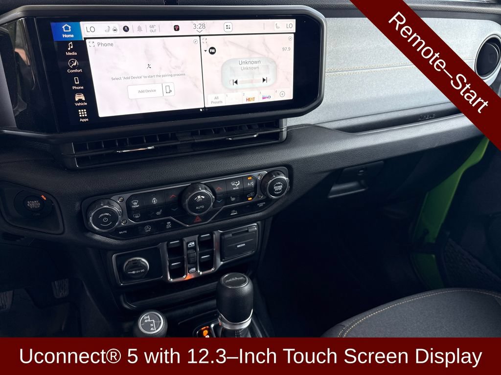 Used 2025 Jeep Gladiator Sport AWD/4WD image 13