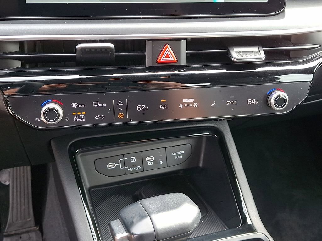Used 2025 Kia K5 GT-Line image 16