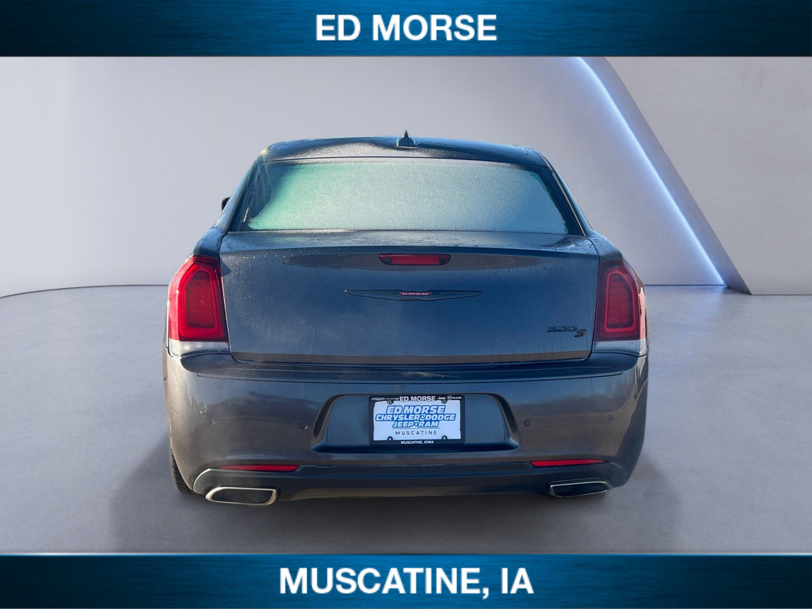 Used 2023 Chrysler 300 S image 4