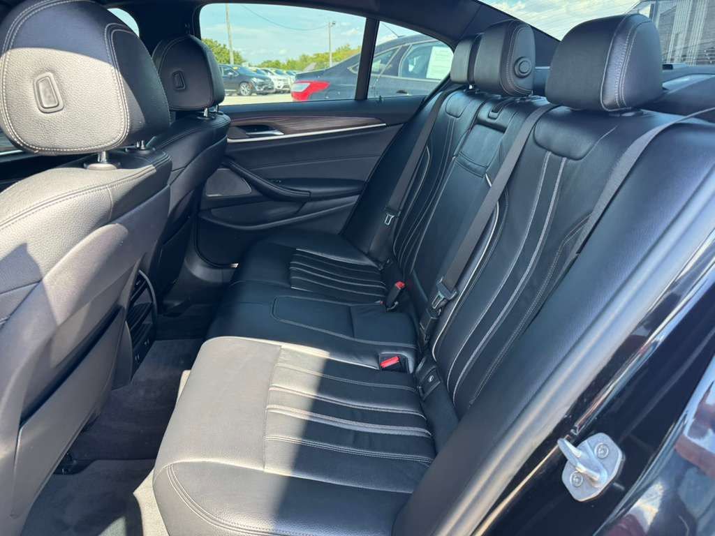 Used 2018 BMW 540i xDrive AWD/4WD image 22