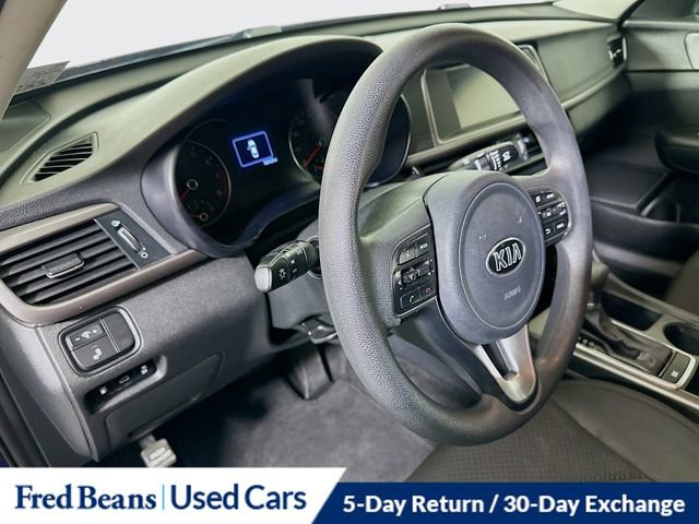 Used 2018 Kia Optima LX w/ 17" Alloy Wheels Package image 10