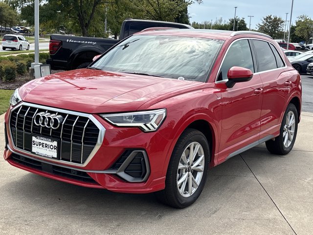 Used 2025 Audi Q3 2.0T Premium AWD/4WD image 11