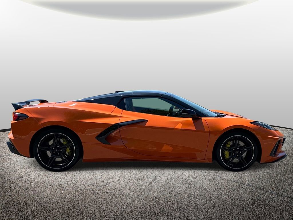 Used 2023 Chevrolet Corvette Stingray Premium Conv w/ Z51 Performance Package RWD image 4