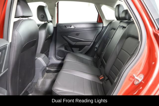 Used 2023 Volkswagen Jetta SE w/ Panoramic Sunroof Package FWD image 17