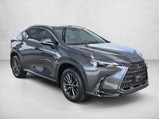 Used 2025 Lexus NX 250 FWD w/ Towing Package (2000 Lbs) image 3