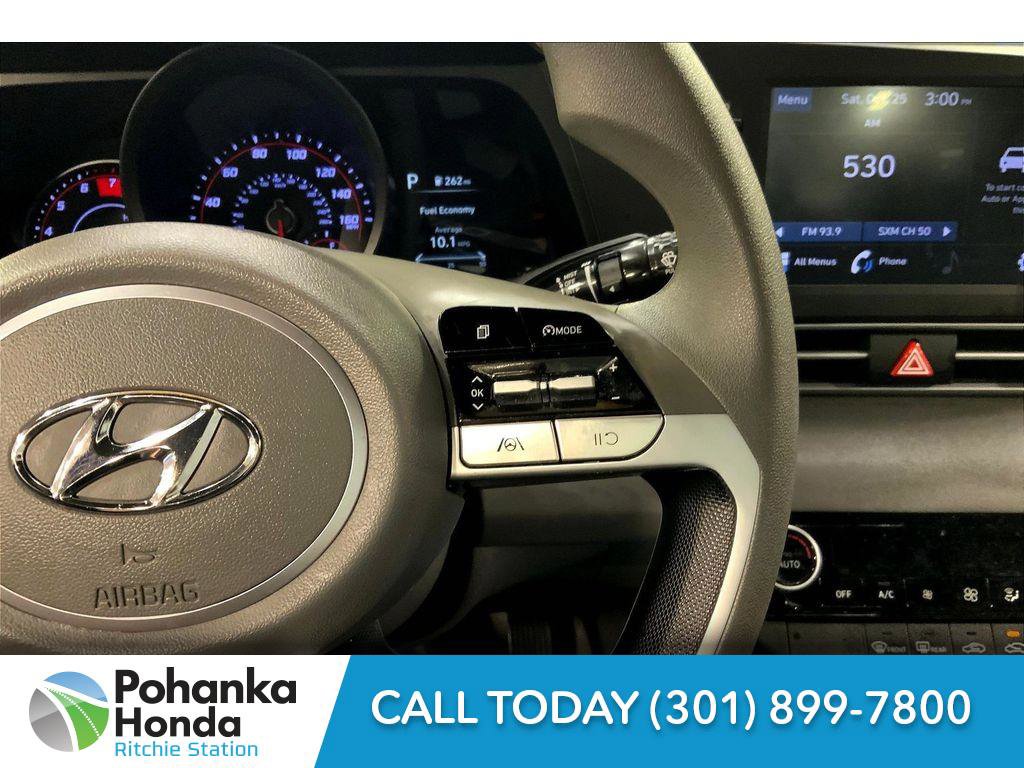 Used 2023 Hyundai Elantra SEL w/ Cargo Package image 22