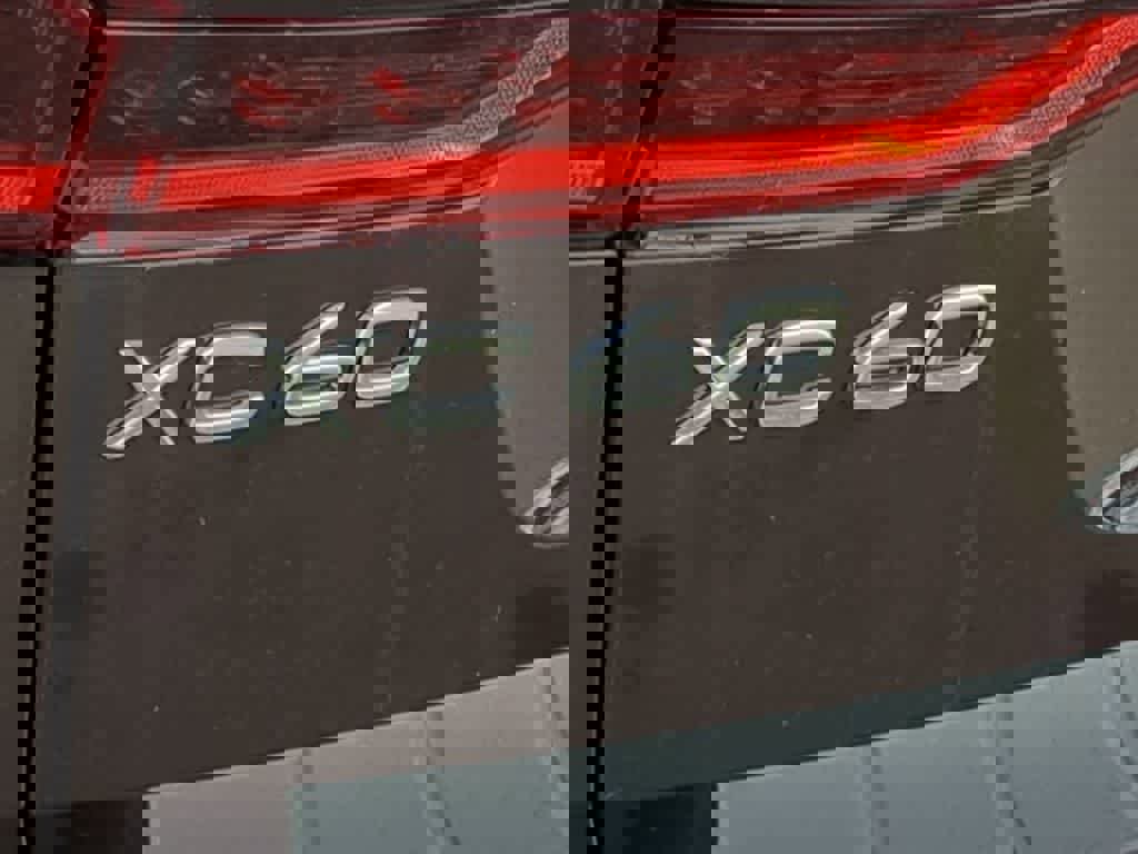 New 2026 Volvo XC60 B5 Plus w/ Protection Package Premier image 12