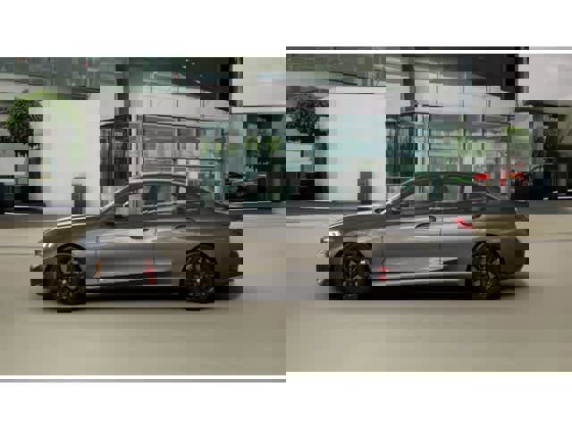 New 2026 BMW 330i Sedan w/ M Sport Package image 4