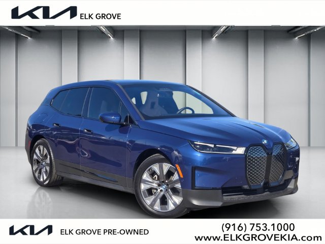 Used 2023 BMW iX xDrive50 w/ Ultimate Package 2