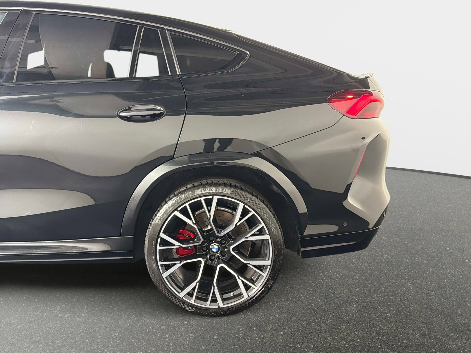 Used 2025 BMW X6 M Competition AWD/4WD image 14
