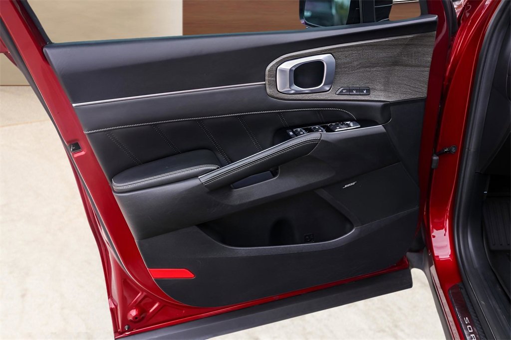 Used 2022 Kia Sorento SX Prestige image 24