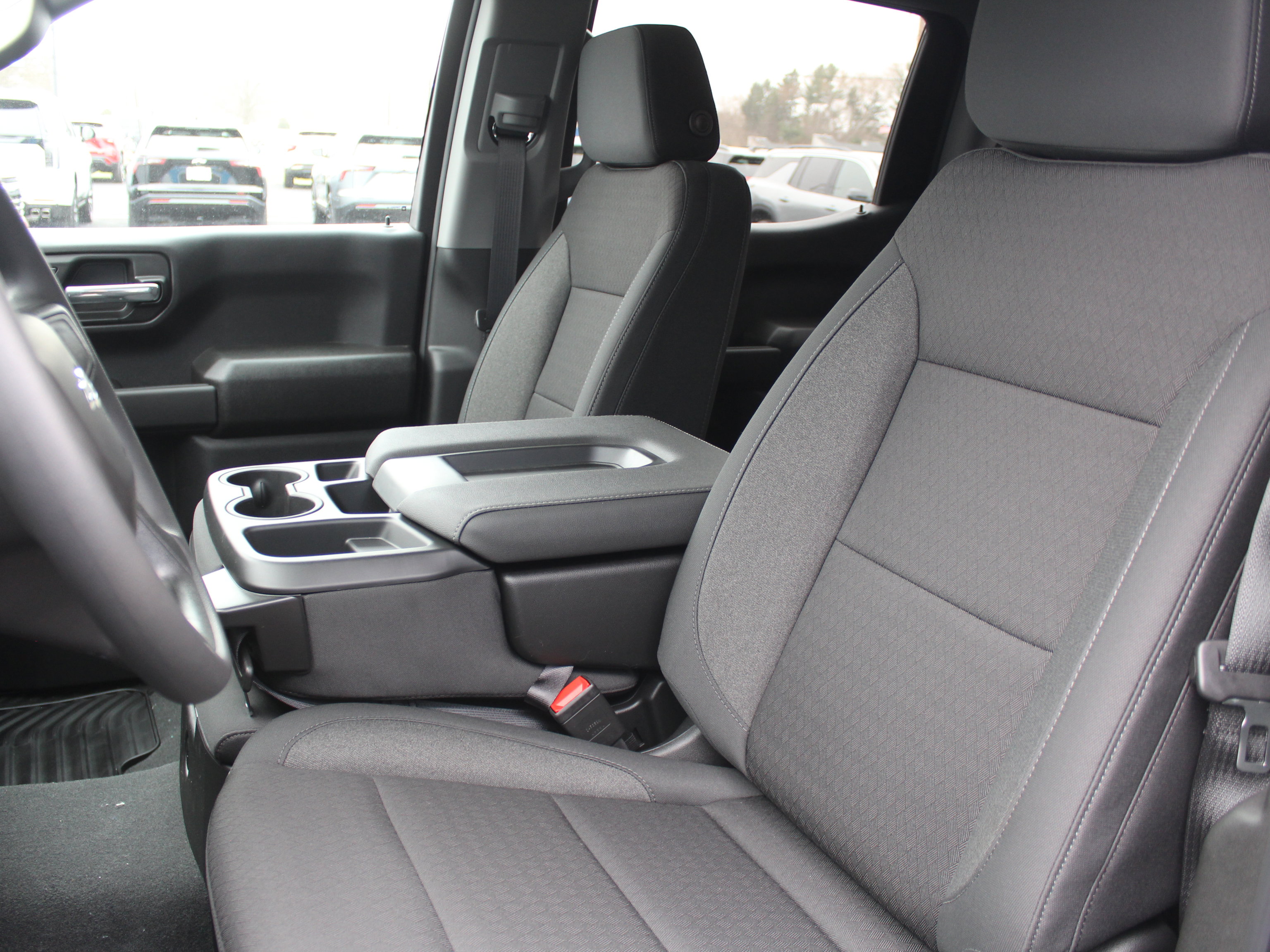 New 2026 Chevrolet Silverado 1500 Custom Trail Boss w/ Dark Appearance Package image 9