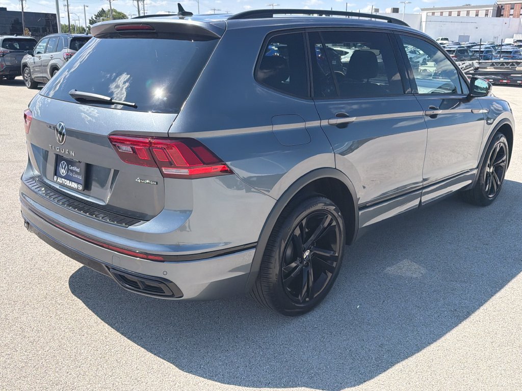 Certified 2023 Volkswagen Tiguan SE R-Line AWD/4WD image 6