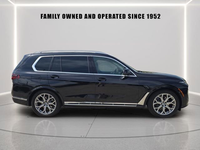 Used 2026 BMW X7 xDrive40i image 2