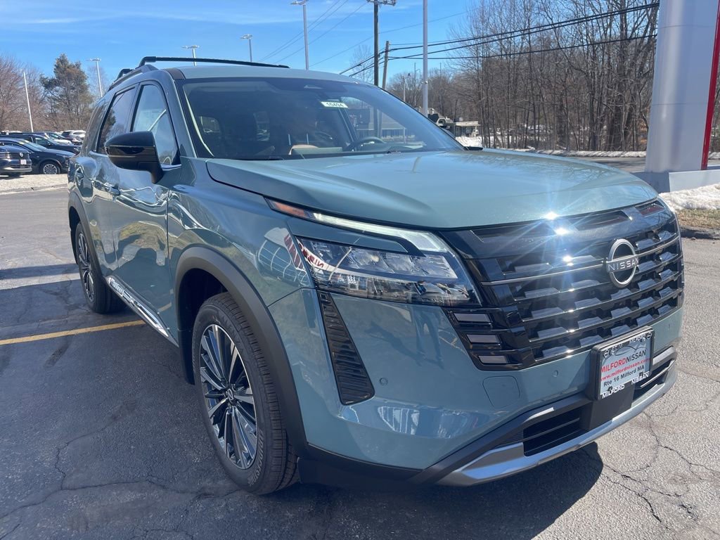 New 2026 Nissan Pathfinder Platinum w/ Cargo Package image 10