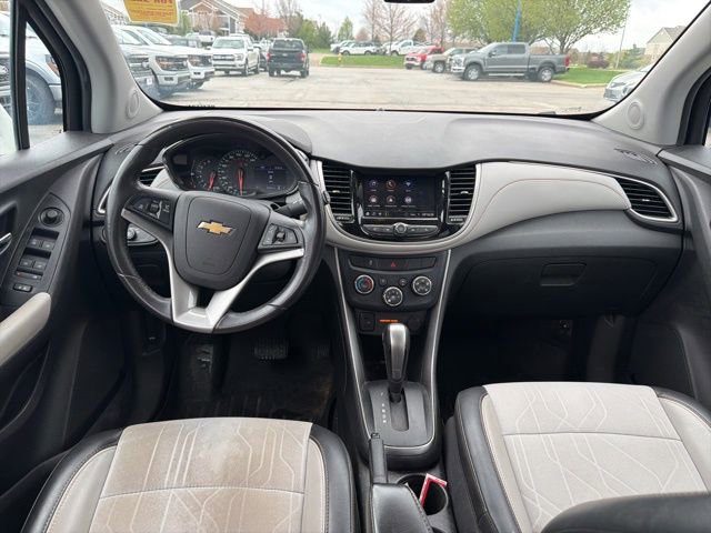 Used 2020 Chevrolet Trax LT w/ Driver Confidence Package image 17