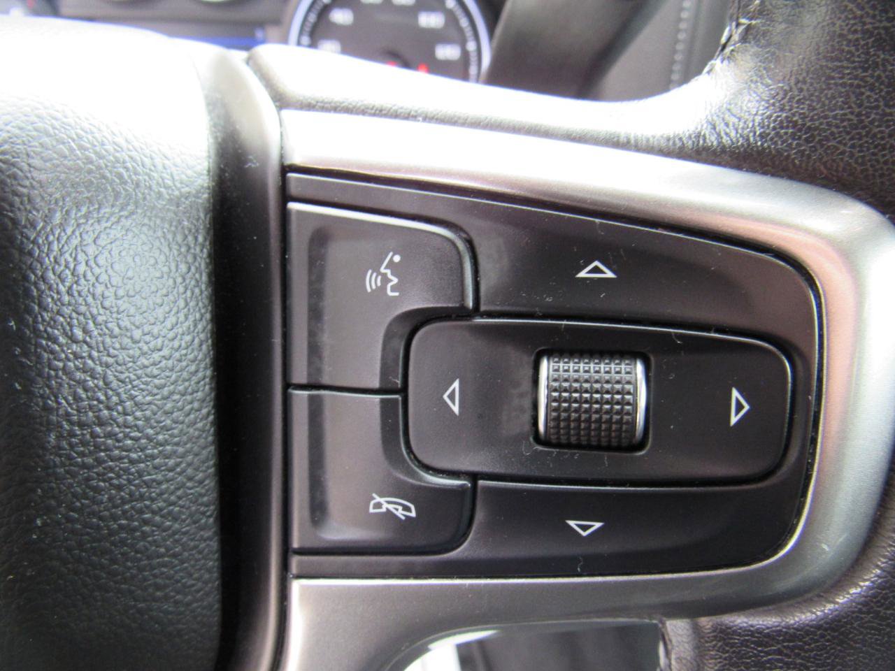 Used 2020 Chevrolet Silverado 1500 LT w/ All-Star Edition image 14