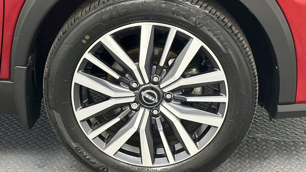 Certified 2024 Nissan Kicks SV FWD image 19