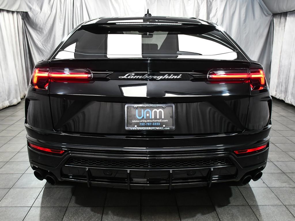 Used 2020 Lamborghini Urus image 5