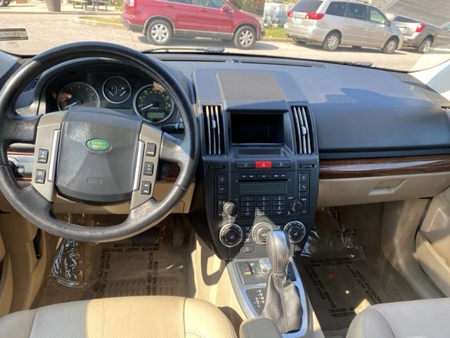 Used 2009 Land Rover LR2 HSE AWD/4WD image 7