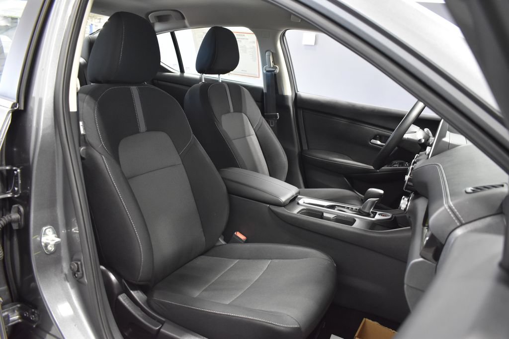 Certified 2023 Nissan Sentra SV FWD image 14