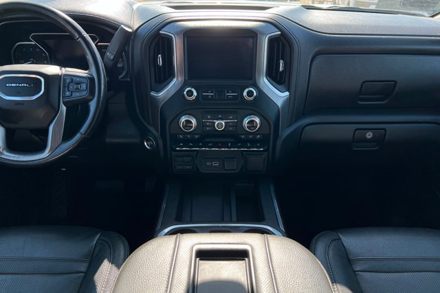 Used 2020 GMC Sierra 1500 Denali w/ Denali Ultimate Package AWD/4WD image 13