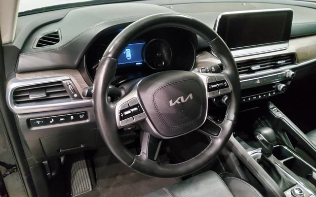 Used 2022 Kia Telluride SX w/ Nightfall Edition Package AWD/4WD image 24