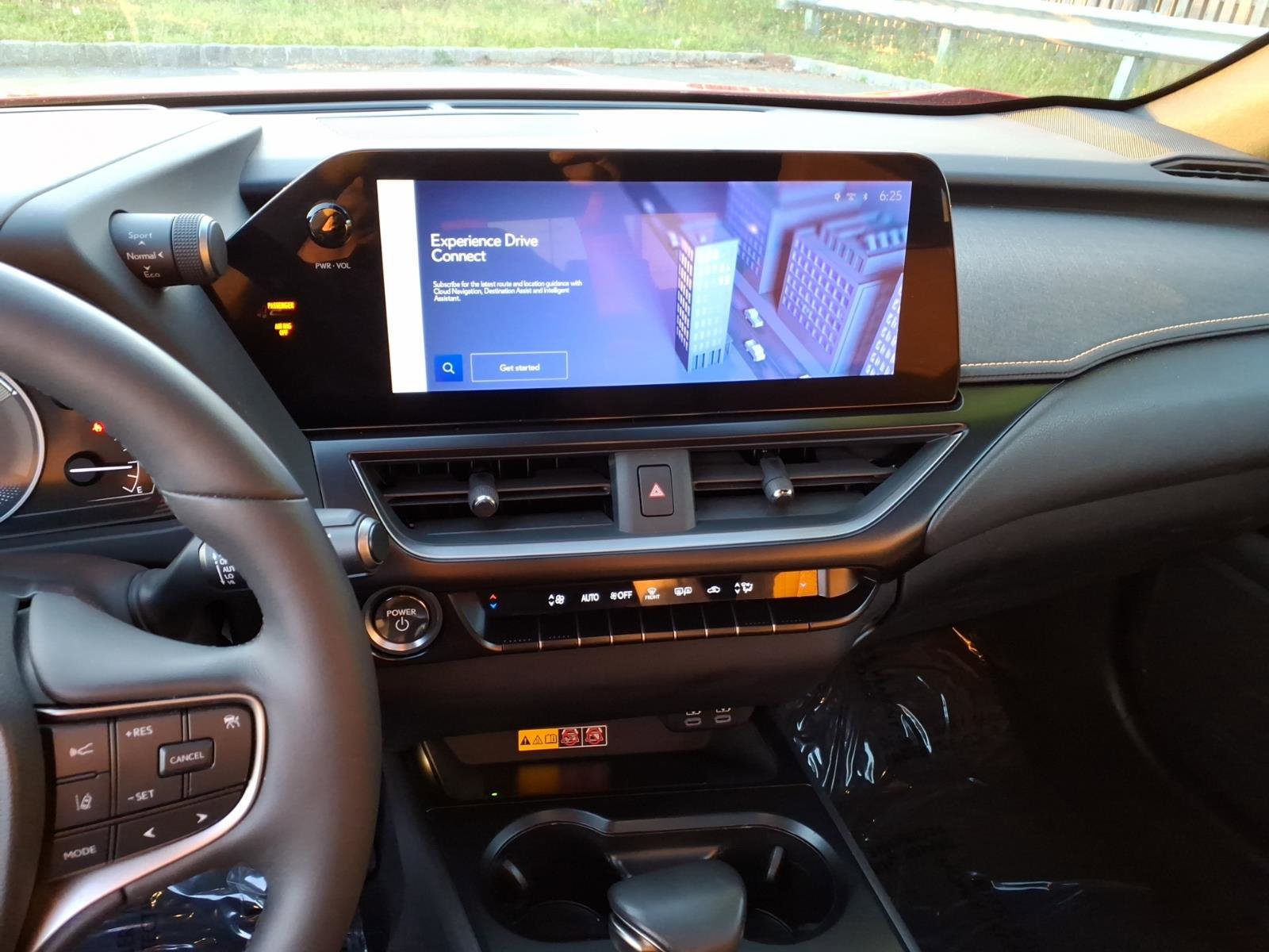 Used 2023 Lexus UX 250h AWD w/ Accessory Package (Z2) image 8