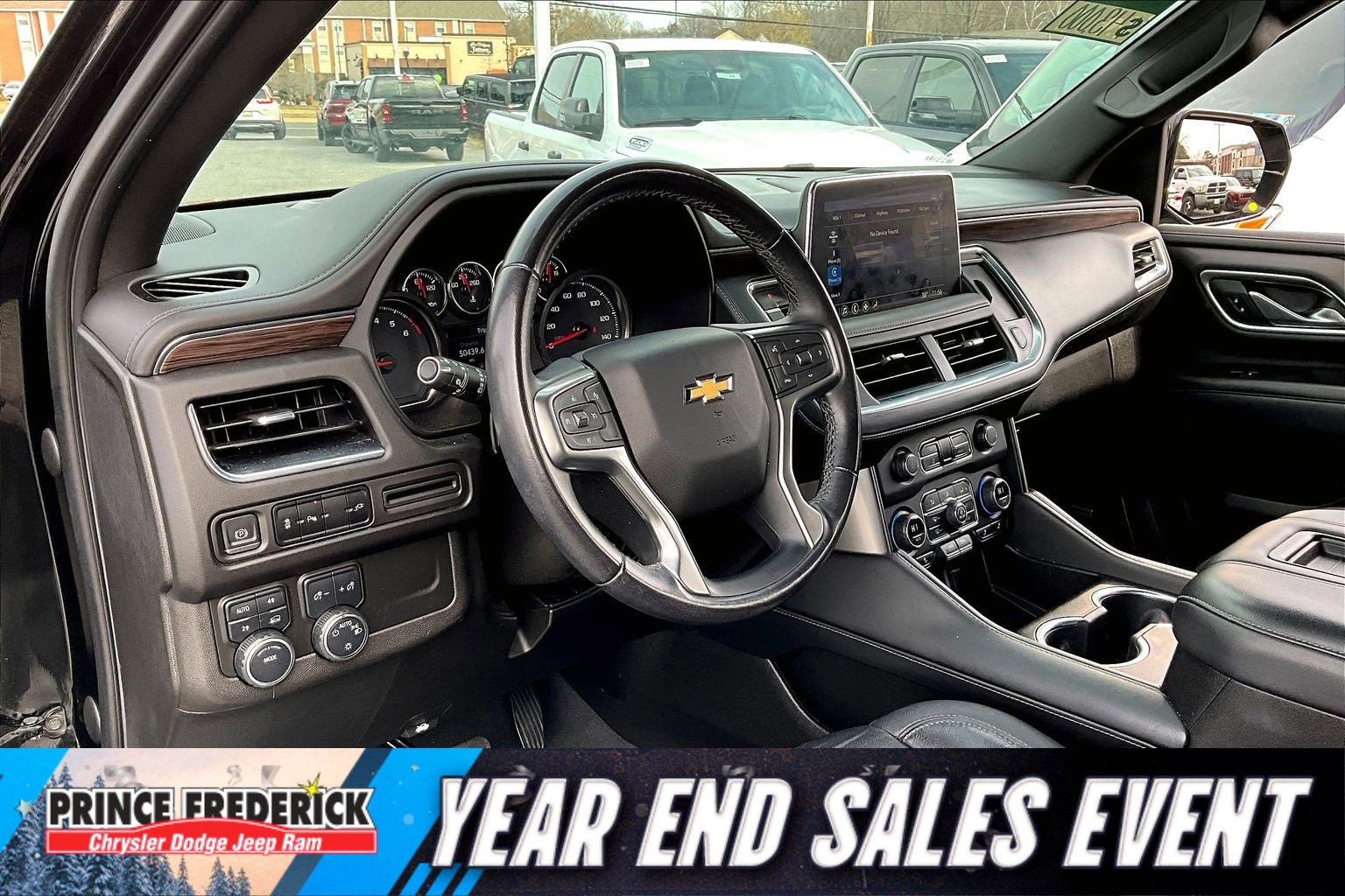 Used 2021 Chevrolet Suburban LT image 11