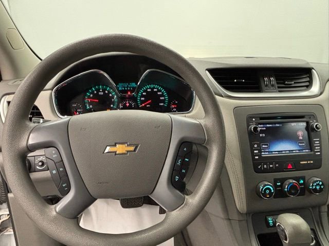 Used 2017 Chevrolet Traverse LS FWD image 17