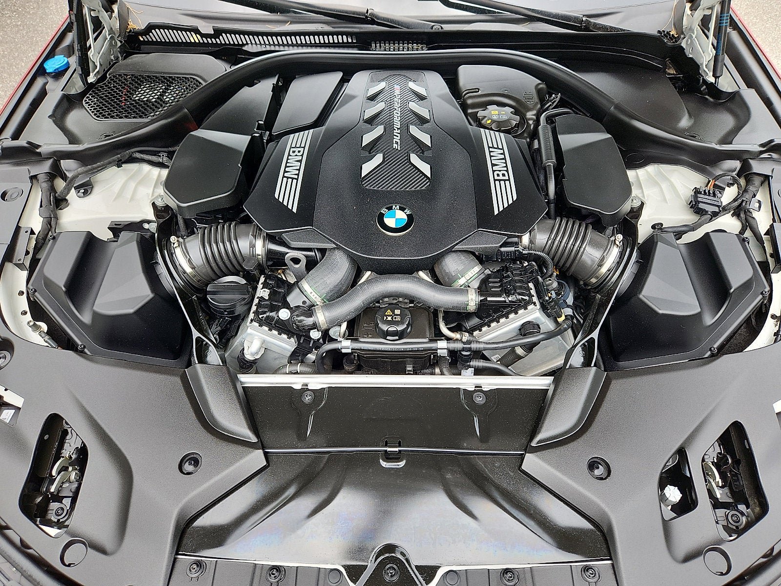 Used 2023 BMW M550i xDrive AWD/4WD image 31