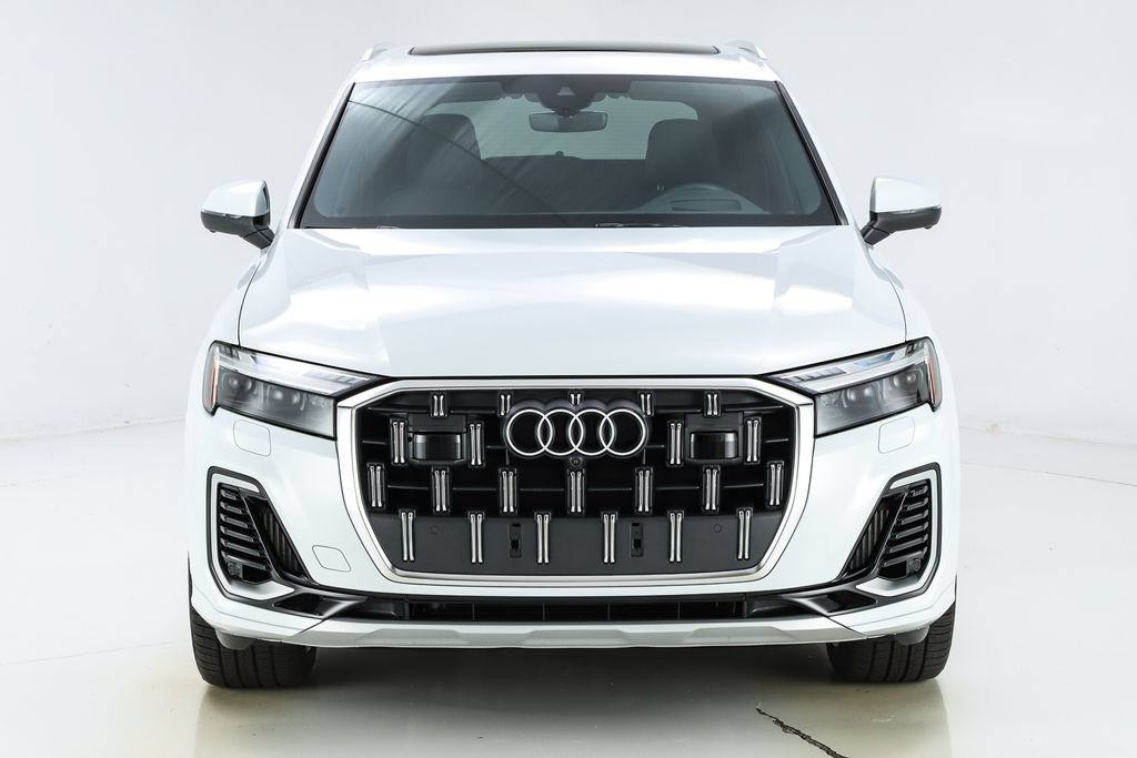 Used 2025 Audi Q7 3.0T Prestige w/ Prestige Package AWD/4WD image 31