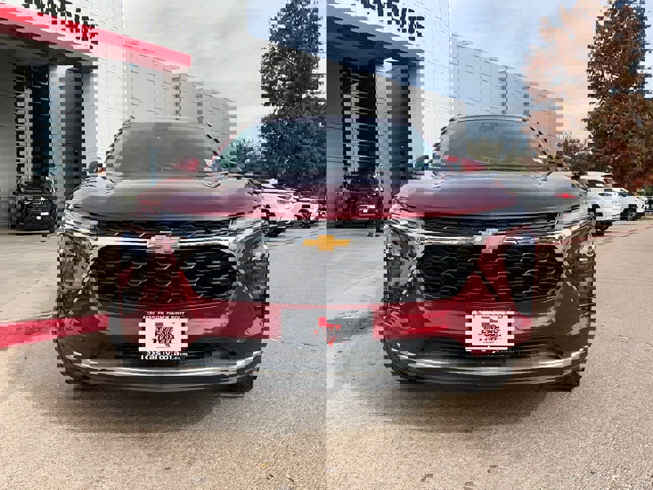 Used 2025 Chevrolet Trax LT image 4