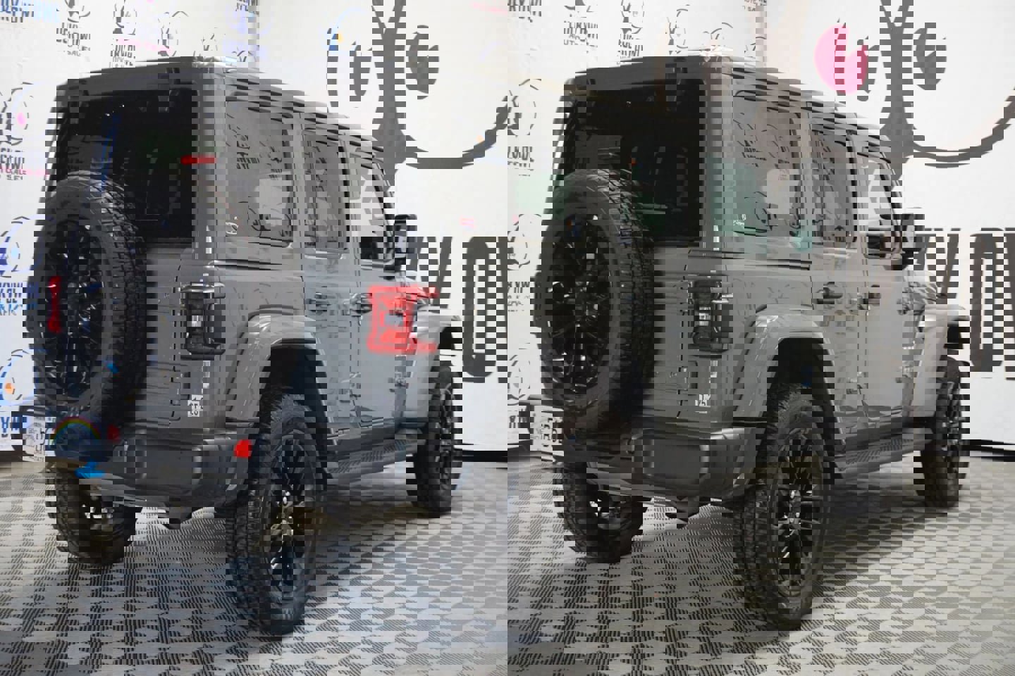 Used 2022 Jeep Wrangler Unlimited Sahara image 5