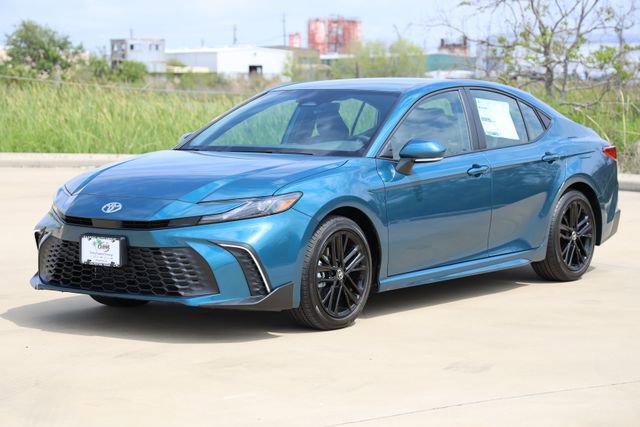 New 2026 Toyota Camry SE w/ Convenience Package image 3