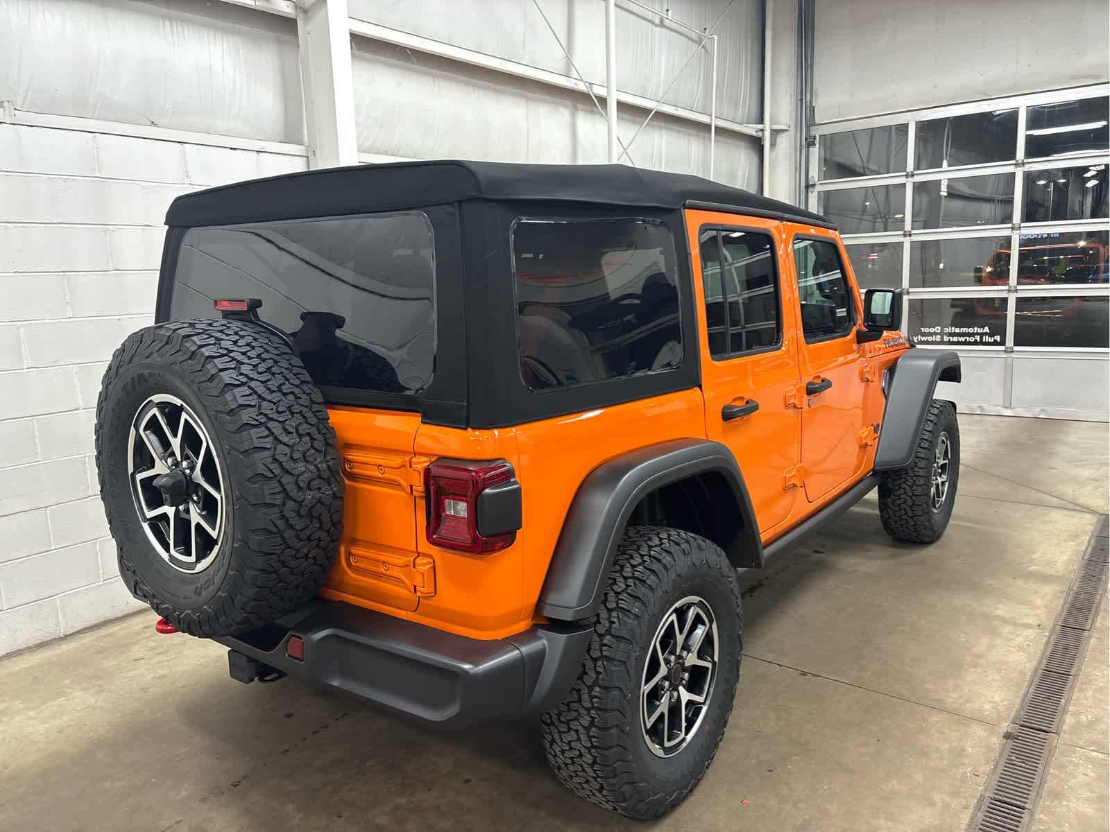 New 2025 Jeep Wrangler Unlimited Rubicon image 3
