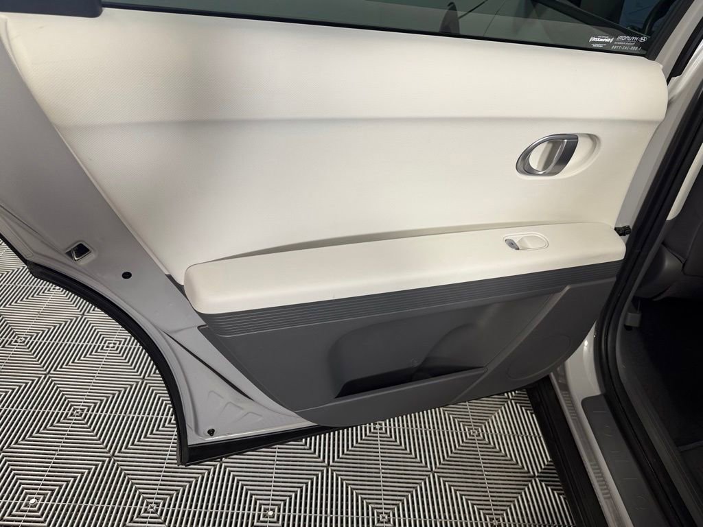 Used 2024 Hyundai Ioniq 5 SEL RWD image 26